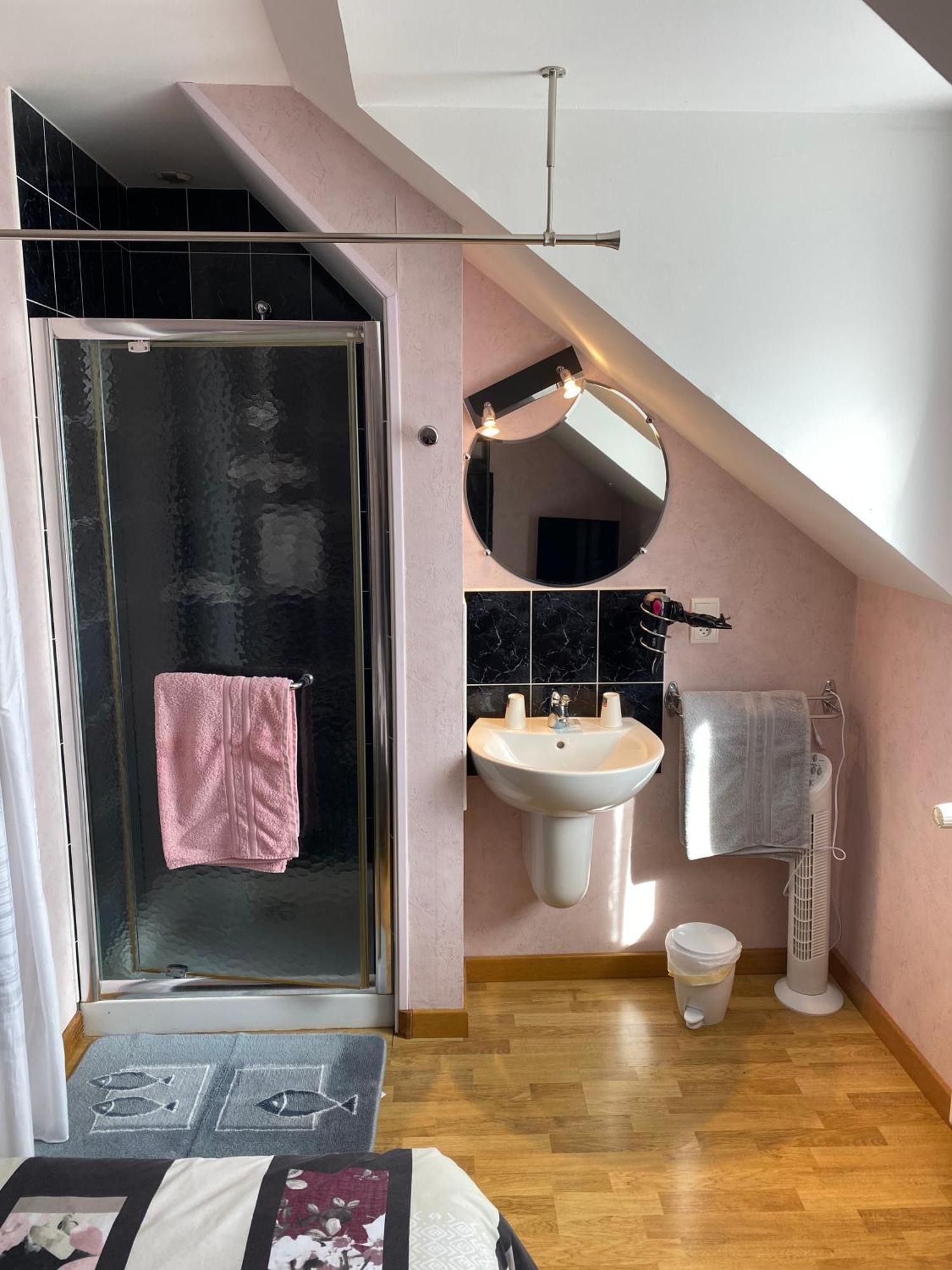 Moitron-sur-Sarthe Le Petitepinay B&B 외부 사진