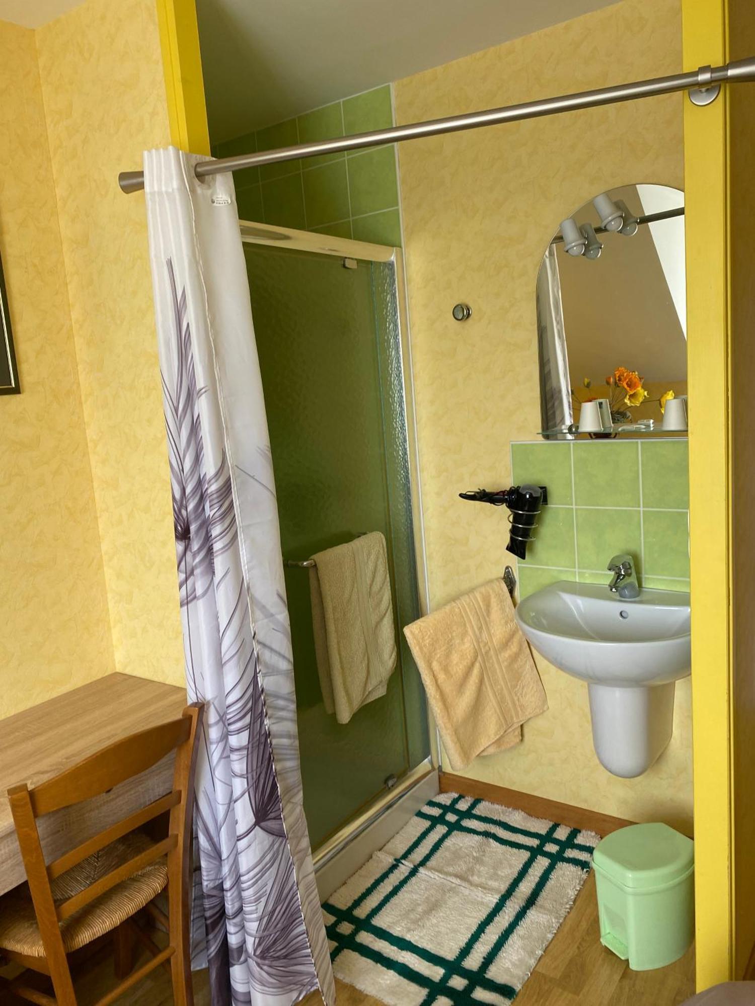Moitron-sur-Sarthe Le Petitepinay B&B 외부 사진